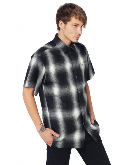 Men's Short Sleeve Casual Plaid Buttondown Shirt