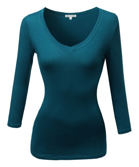 Women's Junior Classic Cotton-Blend 3/4 Sleeve V-neck Top